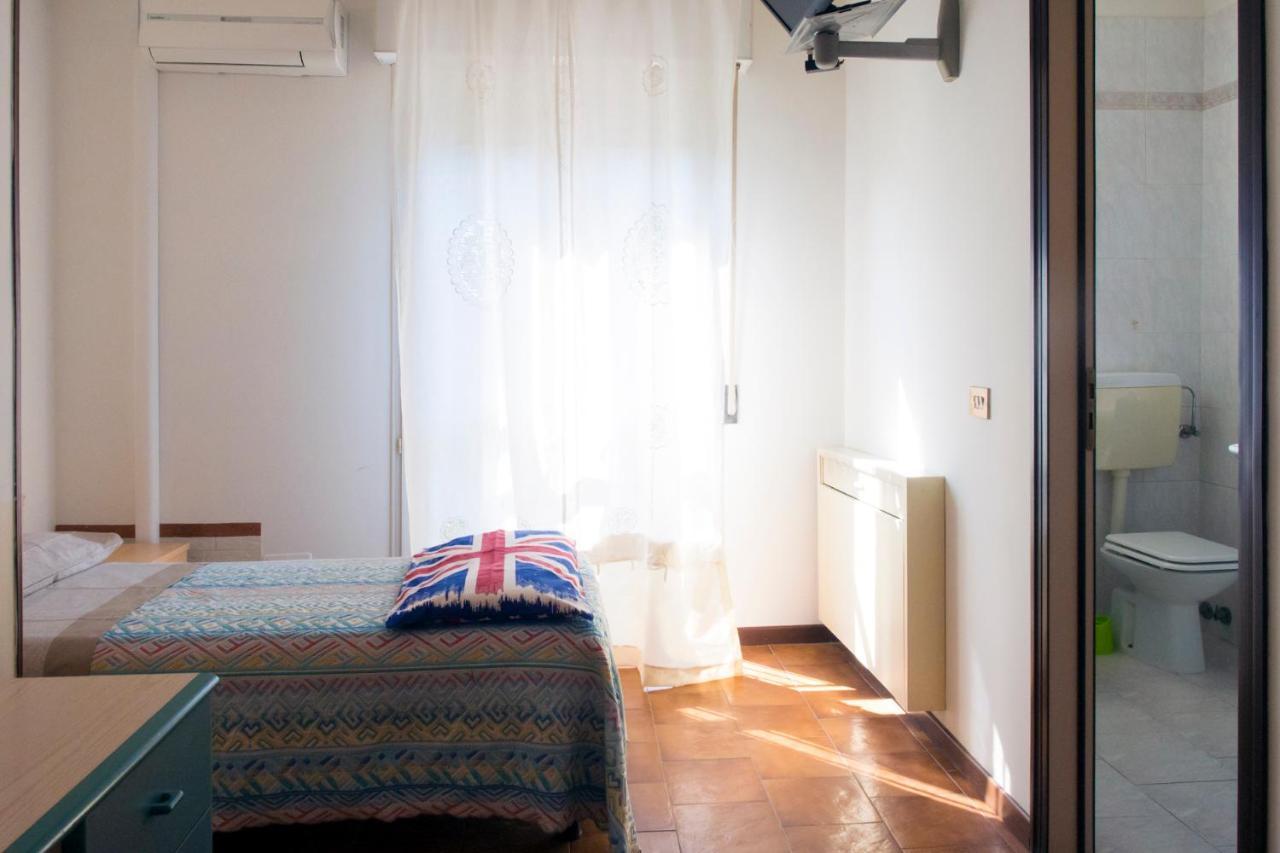 Hotel La Vela Castelnuovo Rangone Exteriör bild