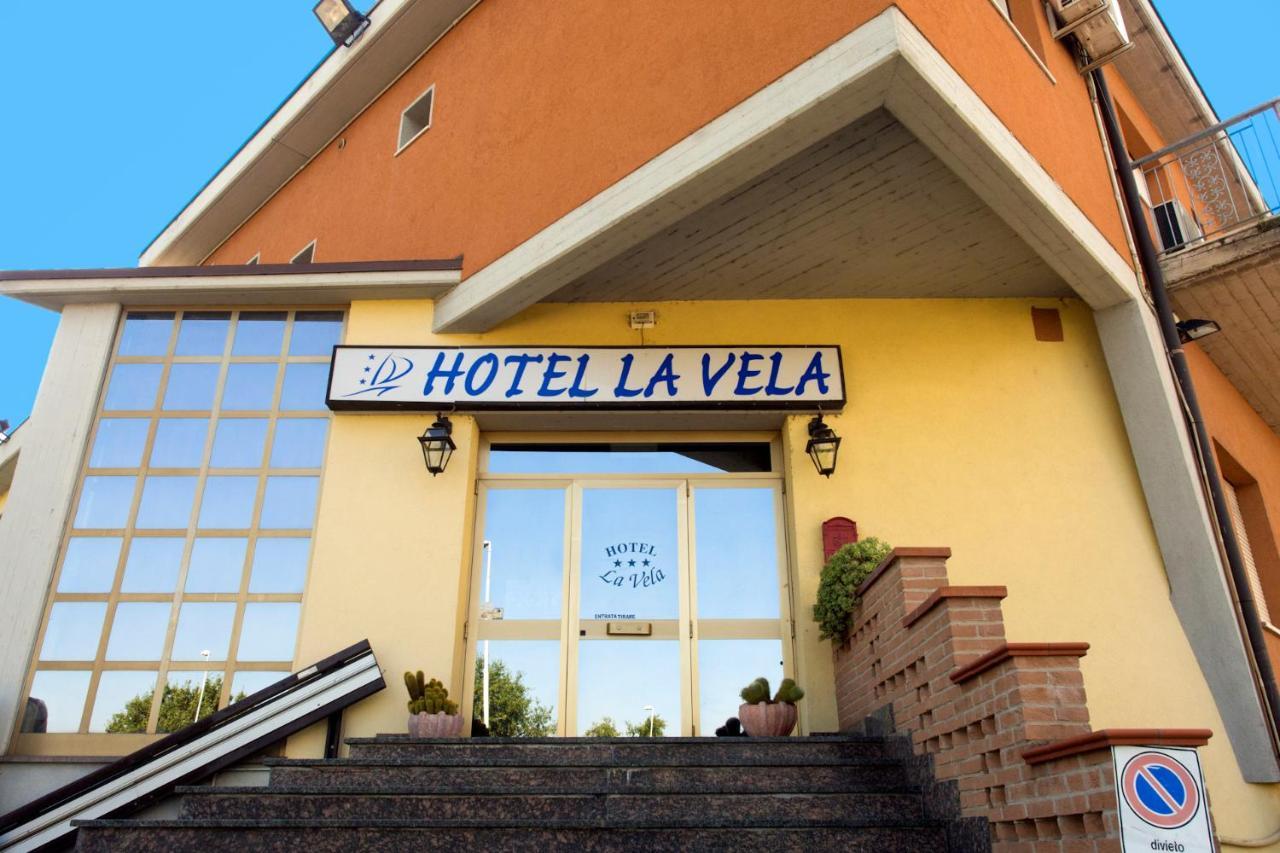 Hotel La Vela Castelnuovo Rangone Exteriör bild