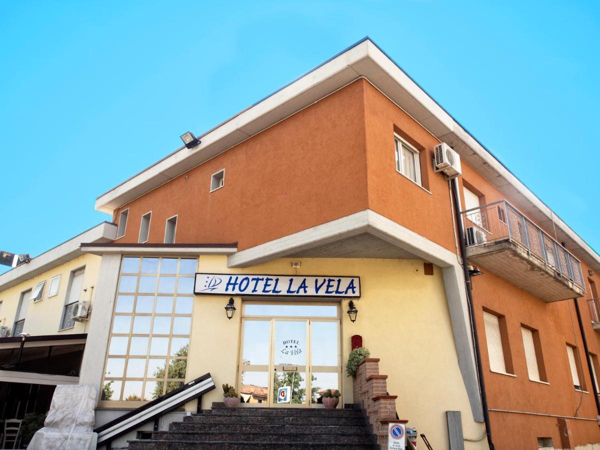 Hotel La Vela Castelnuovo Rangone Exteriör bild